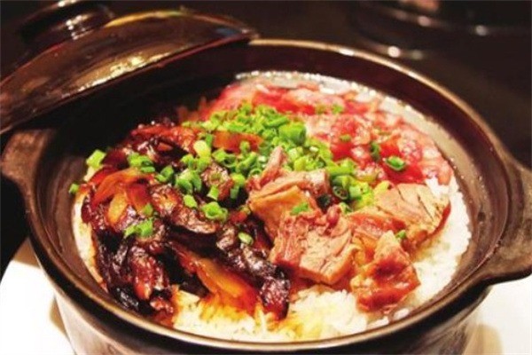 好運(yùn)來(lái)煲仔飯加盟