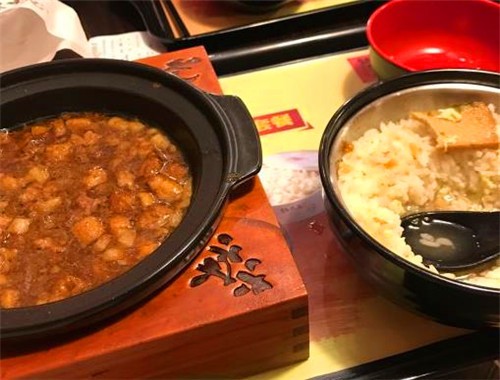 鍋先森臺(tái)灣鹵肉飯