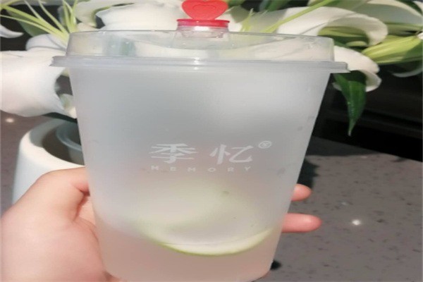 季憶茶飲店加盟