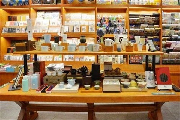 惠利通9.9精品店加盟