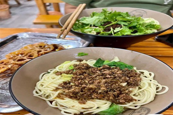 麥香清面館加盟