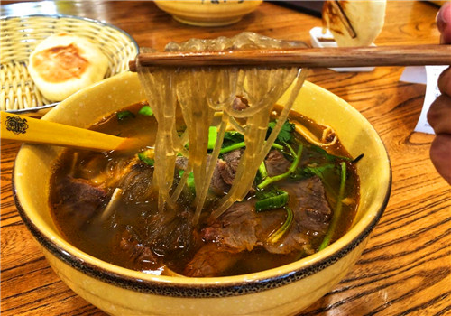 古法傳統(tǒng)牛肉湯