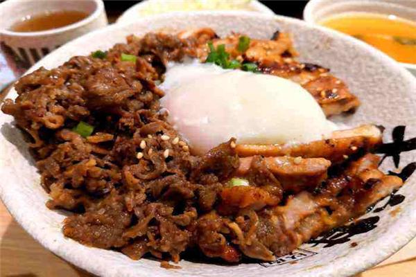 大碗丼燒肉飯