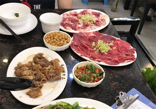 潮牛莊牛肉店加盟