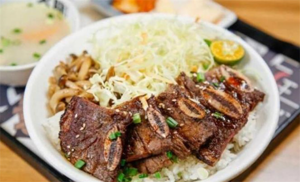 希食東牛丼飯?jiān)趺礃?口味正宗，備受市場追捧！