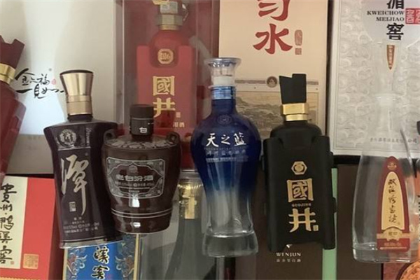 點(diǎn)點(diǎn)買酒加盟