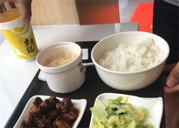 東東記臺灣鹵肉飯