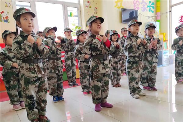 童軍連幼兒軍警加盟