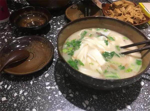 苗韻竹蓀鵝餐飲