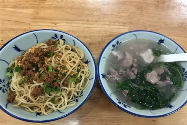 客家腌面羊肉火鍋店加盟