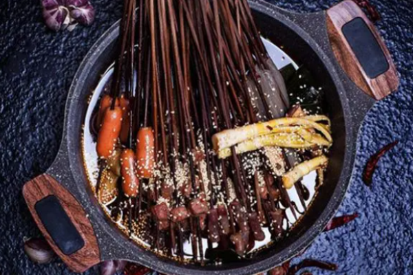 靚貓麻辣串串