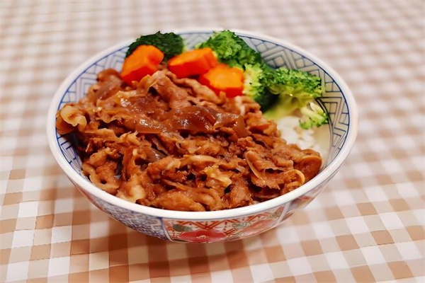 吉田家牛肉飯加盟