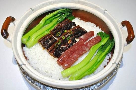 正中煲仔飯